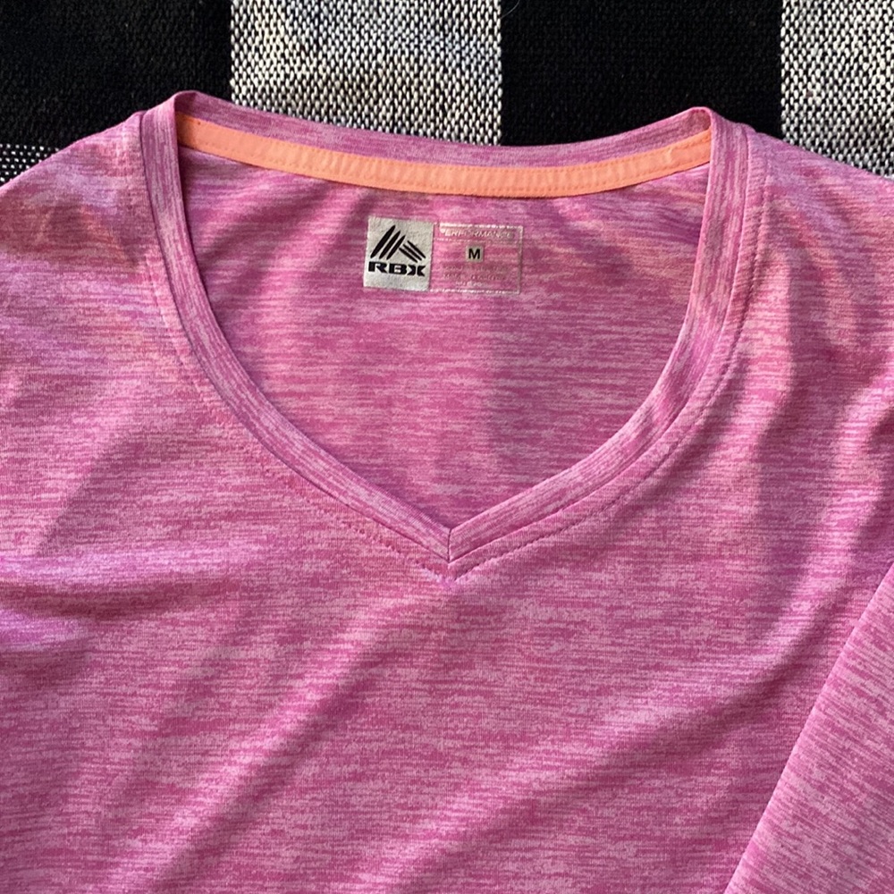 Workout shirt - Picture 3 of 4
